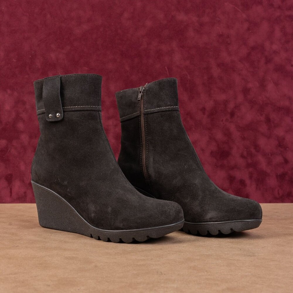 La Canadienne Women Becket Brown Suede Waterproof Zip Wedge Boots sz 9.5